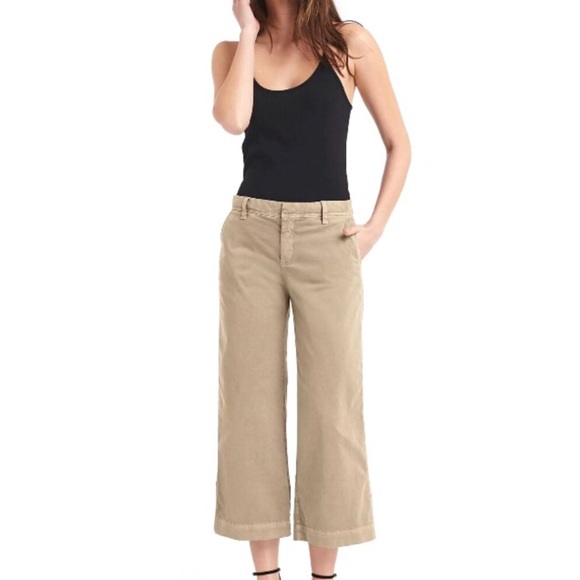 Gap Wide Leg Crop Chino in Beachwood - Picture 2 of 7